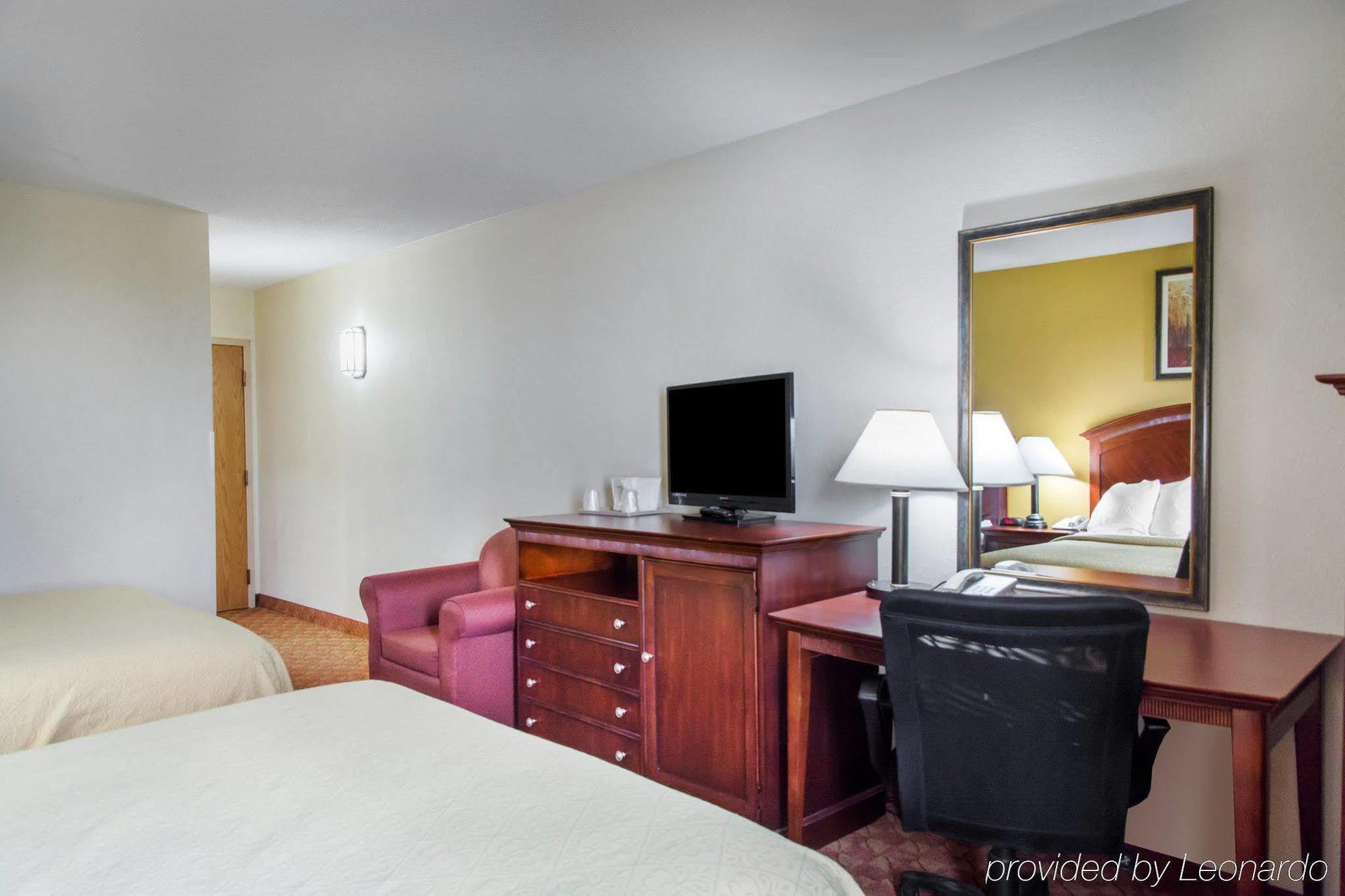 Quality Inn & Suites Miamisburg - Dayton South Экстерьер фото